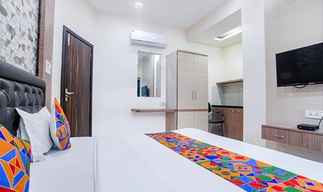 Stayzy Evanka Indore Luaran gambar