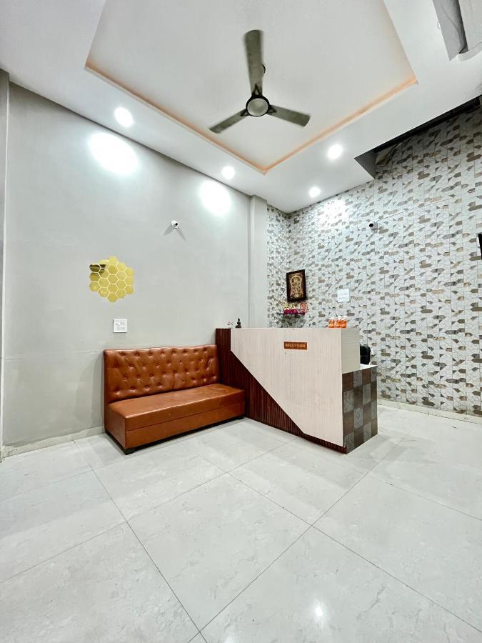 Stayzy Evanka Indore Luaran gambar