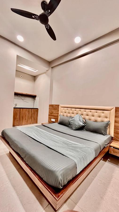 Stayzy Evanka Indore Luaran gambar