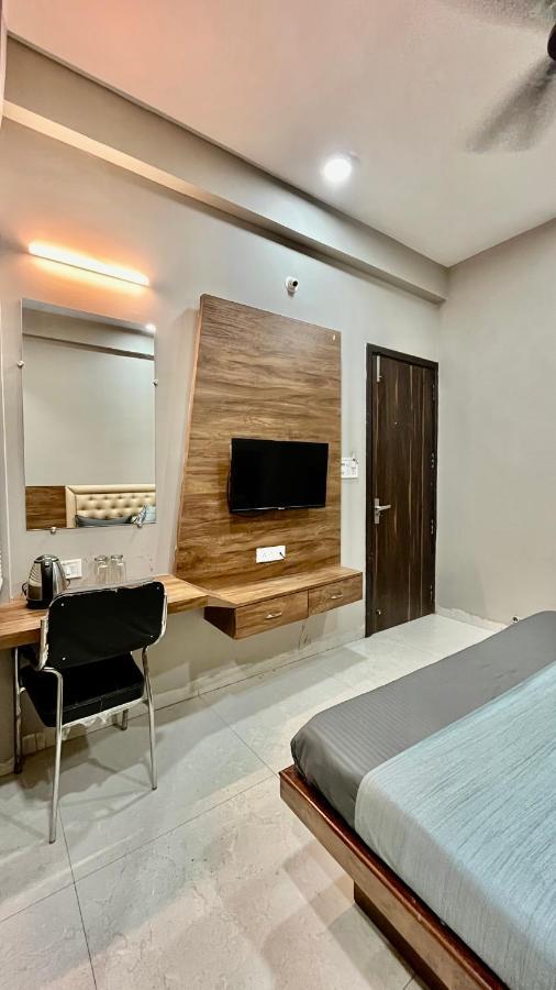 Stayzy Evanka Indore Luaran gambar